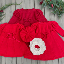 Load image into Gallery viewer, Langermet becharmedkjole, norsk strikkeoppskrift