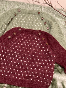 Vinter babyens genser, norsk strikkeoppskrift